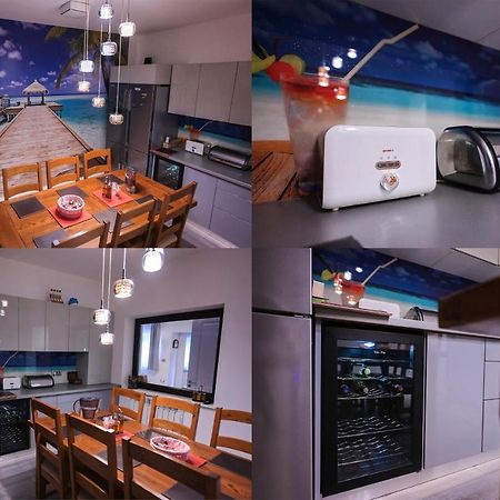 Villa Ase Premium House Suceava Esterno foto