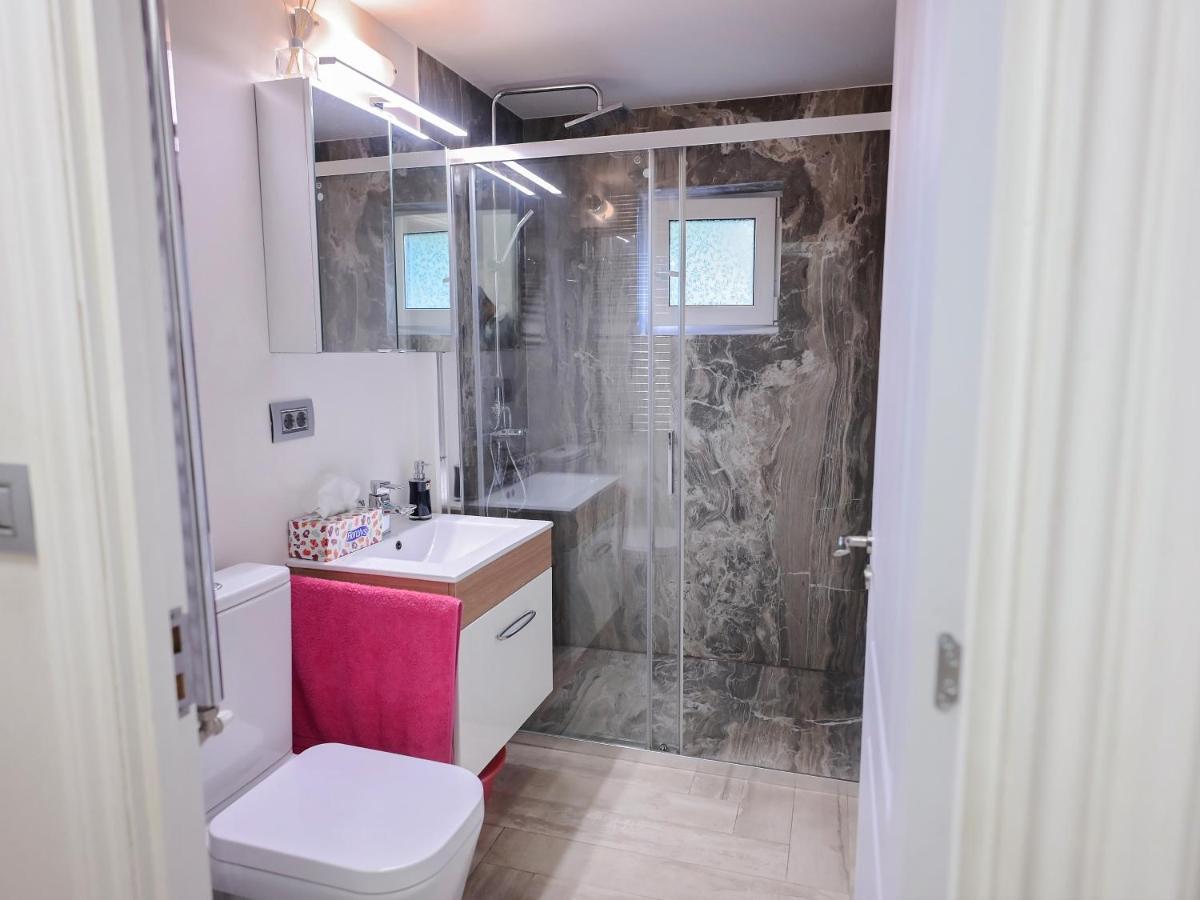 Villa Ase Premium House Suceava Esterno foto