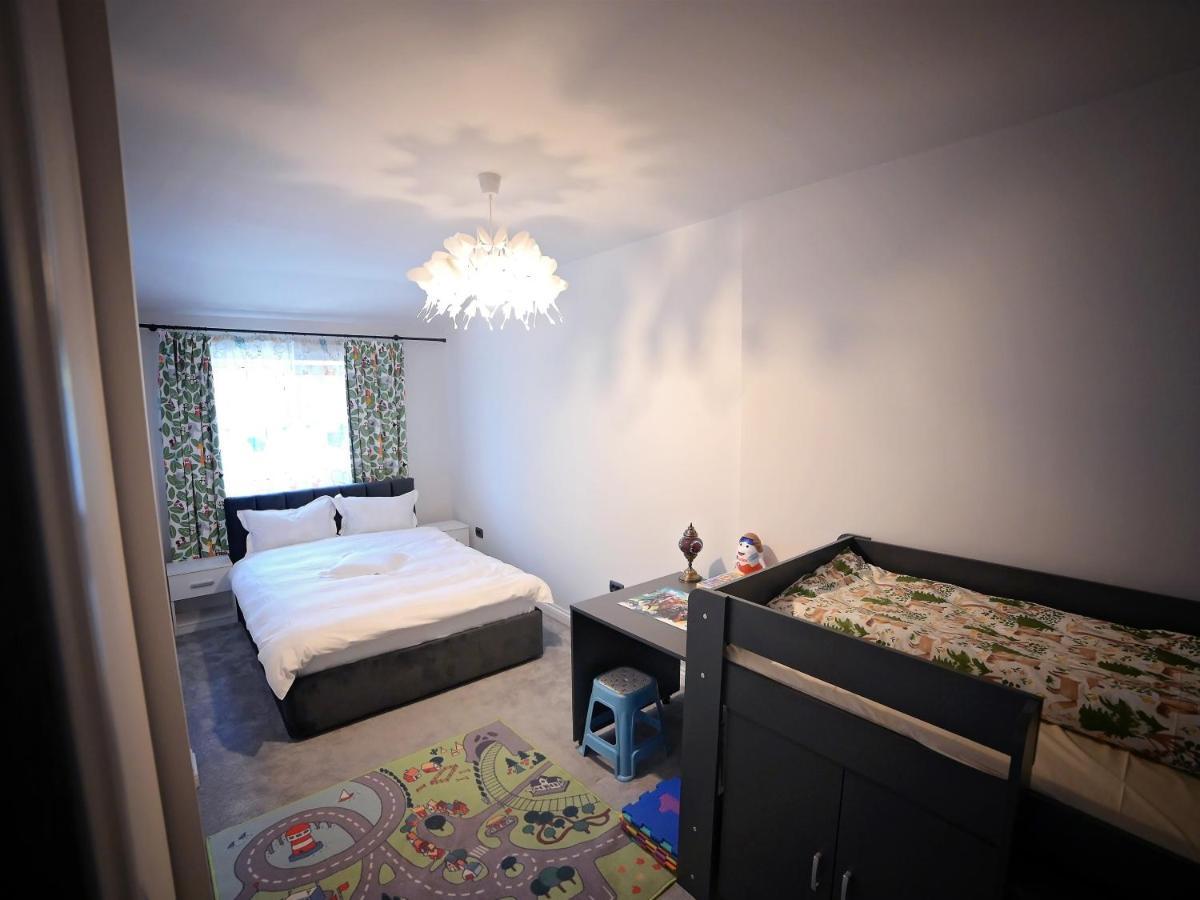 Villa Ase Premium House Suceava Esterno foto